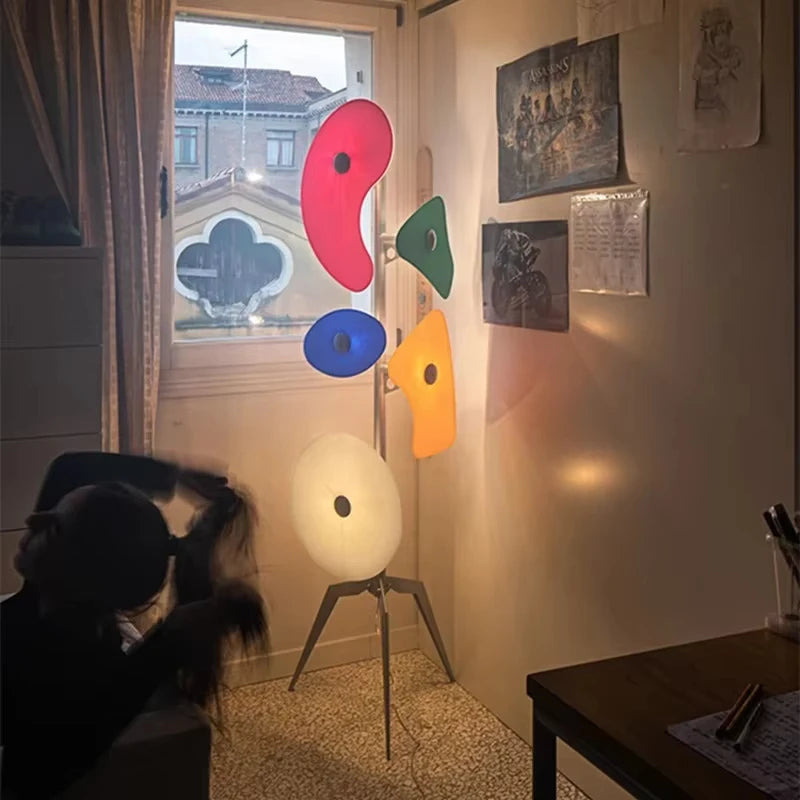Modern Creative Floor Lamp Designer Living Room Bedroom Bedside Lamp Artistic Personality Decorative Standing Light LED Lighting